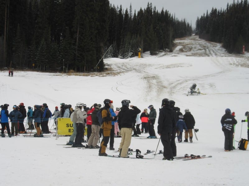 Slow start, strong sprint: Sun Peaks navigates warm weather on opening weekend  